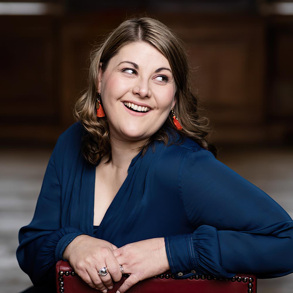 Sian Dicker